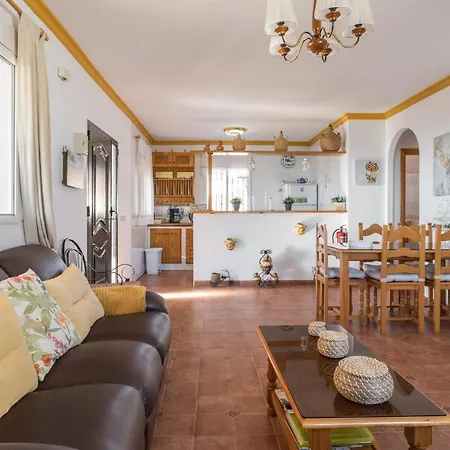 Holiday home Casa Laura *
